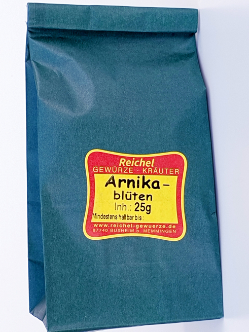 Arnikablüten geschnitten
